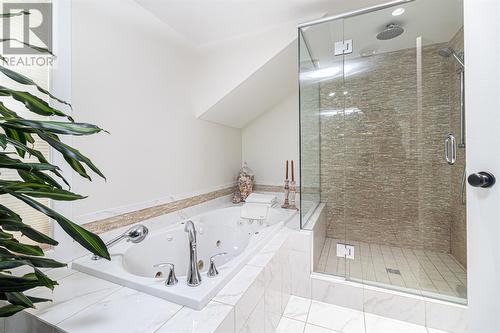 360 Hamilton Avenue, St. John'S, NL - Indoor Photo Showing Bathroom