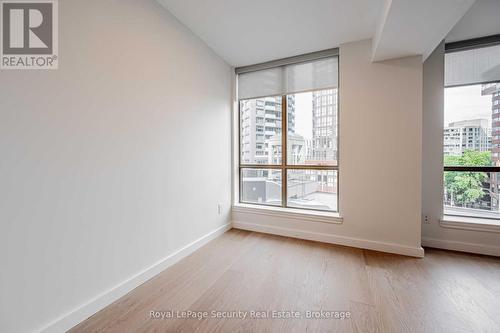 504 - 40 Scollard Street, Toronto, ON - Indoor Photo Showing Other Room