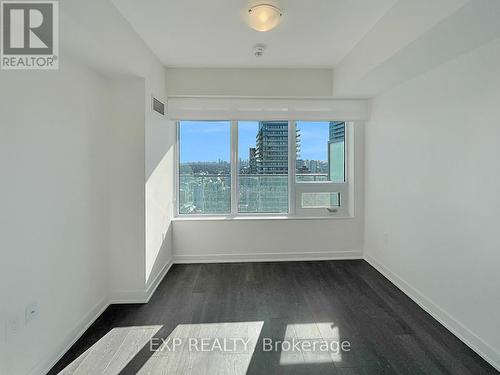 3405 - 195 Redpath Avenue, Toronto, ON - Indoor Photo Showing Other Room