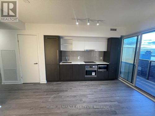 4115 - 138 Downes Street, Toronto, ON - Indoor Photo Showing Kitchen