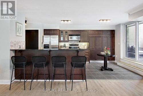 1808 - 20 Blue Jays Way, Toronto, ON - Indoor Photo Showing Kitchen