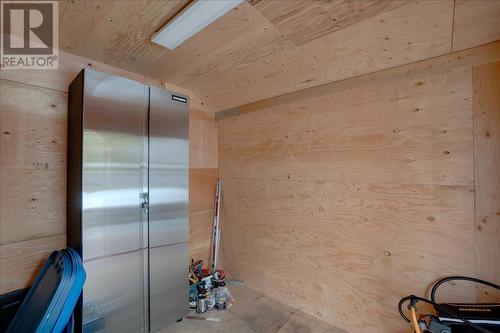 650 Shelley Street, Warfield, BC - Indoor Photo Showing Other Room