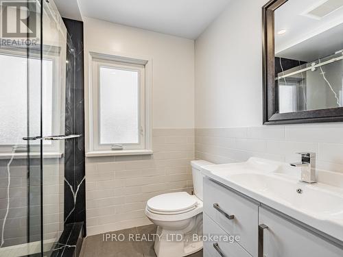 55 Lilian Drive, Toronto, ON - Indoor Photo Showing Bathroom