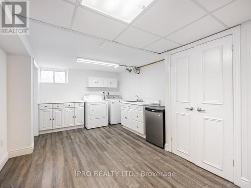 55 Lilian Drive, Toronto, ON - Indoor Photo Showing Laundry Room