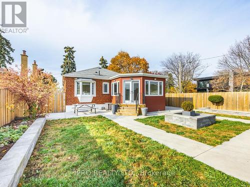 55 Lilian Drive, Toronto, ON - Outdoor