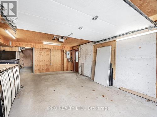 55 Lilian Drive, Toronto, ON - Indoor Photo Showing Garage