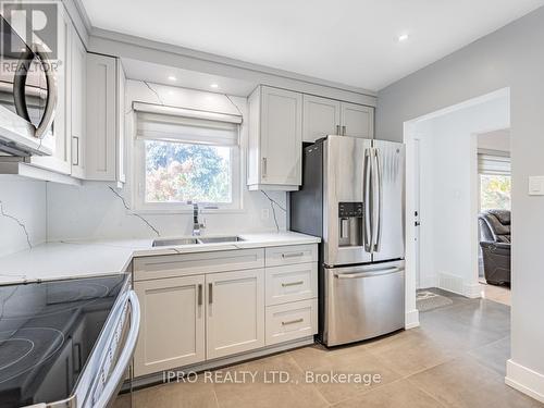 55 Lilian Drive, Toronto, ON - Indoor Photo Showing Kitchen With Double Sink