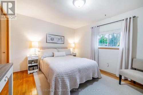 1212 Danita Boulevard, Peterborough (Monaghan), ON - Indoor Photo Showing Bedroom