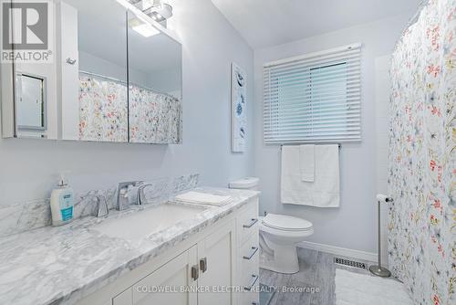 1212 Danita Boulevard, Peterborough (Monaghan), ON - Indoor Photo Showing Bathroom