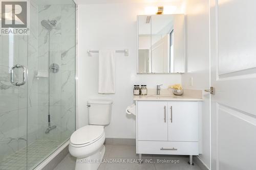 1404 - 75 Oneida Crescent, Richmond Hill, ON - Indoor Photo Showing Bathroom