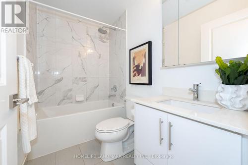 1404 - 75 Oneida Crescent, Richmond Hill, ON - Indoor Photo Showing Bathroom