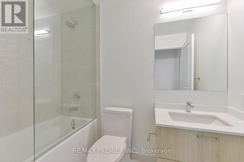 A-1502 - 30 Upper Mall Way, Vaughan, ON - Indoor Photo Showing Bathroom