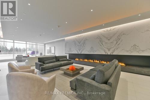 A-1502 - 30 Upper Mall Way, Vaughan, ON - Indoor