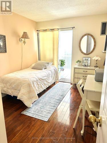 601 - 350 Webb Drive, Mississauga, ON - Indoor Photo Showing Bedroom