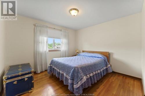 809 Texas Road, Amherstburg, ON - Indoor Photo Showing Bedroom