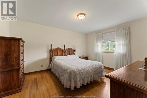 809 Texas Road, Amherstburg, ON - Indoor Photo Showing Bedroom