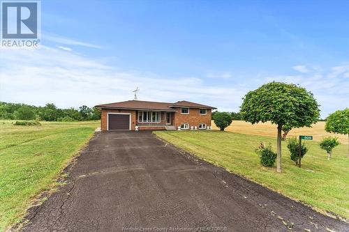 809 Texas Road, Amherstburg, ON - Outdoor