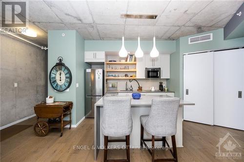 403 - 1000 Wellington Street, Ottawa, ON - Indoor Photo Showing Kitchen