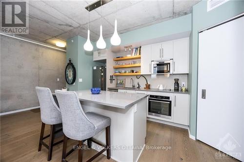 403 - 1000 Wellington Street, Ottawa, ON - Indoor Photo Showing Kitchen