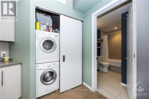 403 - 1000 Wellington Street, Ottawa, ON - Indoor Photo Showing Laundry Room