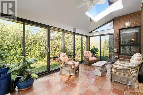 Sunroom - 4 Timbercrest Ridge, Ottawa, ON - Indoor