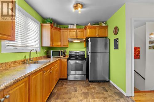 70 Eastaff Street, St. John'S, NL - Indoor Photo Showing Kitchen