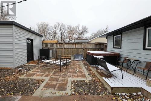 740 Rae Street, Regina, SK - Outdoor With Exterior