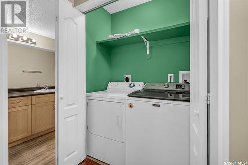 104F 1121 Mckercher Drive, Saskatoon, SK - Indoor Photo Showing Laundry Room