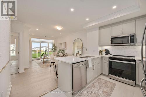 Open Concept Floorplan - 314 - 1560 Upper West Avenue, London, ON - Indoor Photo Showing Kitchen With Upgraded Kitchen