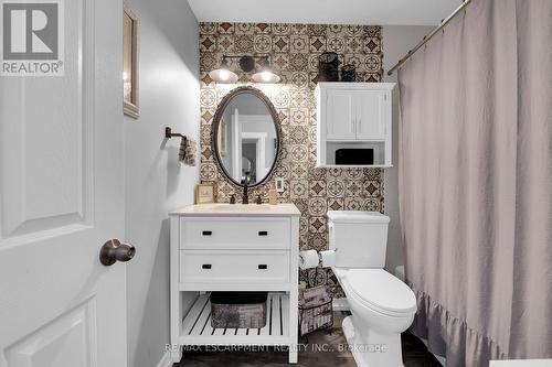 11 Esther Street, Brant, ON - Indoor Photo Showing Bathroom