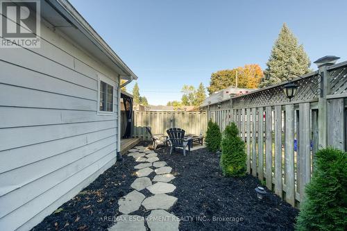 11 Esther Street, Brant, ON - Outdoor