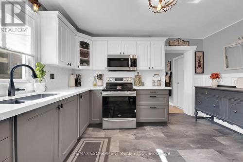 11 Esther Street, Brant, ON - Indoor Photo Showing Kitchen With Double Sink