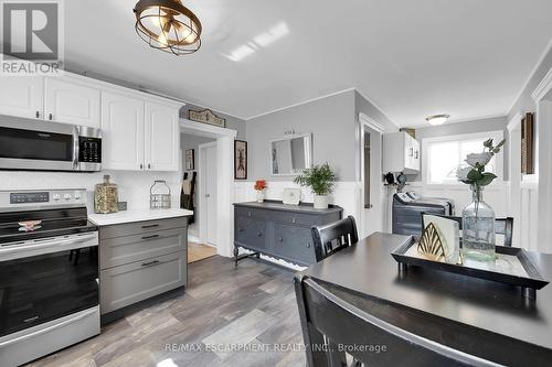 11 Esther Street, Brant, ON - Indoor Photo Showing Kitchen