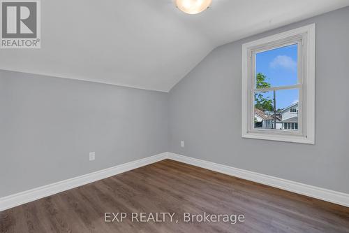 27 Lasalle Street, Welland, ON - Indoor Photo Showing Other Room