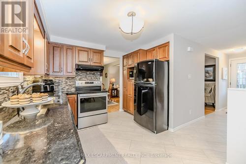 2 Jodi Place, Guelph, ON - Indoor Photo Showing Kitchen