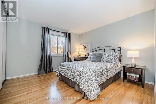 2 Jodi Place, Guelph, ON - Indoor Photo Showing Bedroom