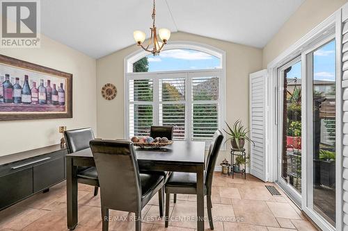 226 Tanglewood Drive, Hamilton, ON - Indoor Photo Showing Dining Room