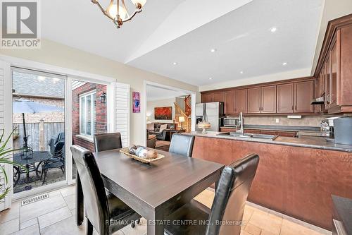 226 Tanglewood Drive, Hamilton, ON - Indoor Photo Showing Dining Room