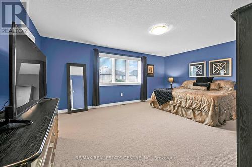 226 Tanglewood Drive, Hamilton, ON - Indoor Photo Showing Bedroom