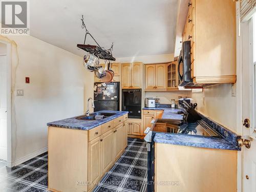 20 Glen Eden Court, Hamilton, ON - Indoor Photo Showing Kitchen