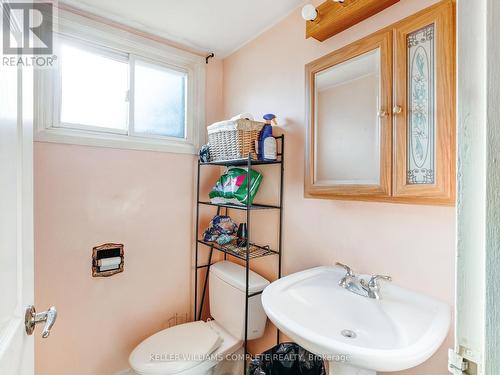 20 Glen Eden Court, Hamilton, ON - Indoor Photo Showing Bathroom