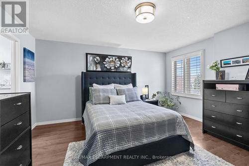 9 - 18 Cedar Street, Grimsby, ON - Indoor Photo Showing Bedroom