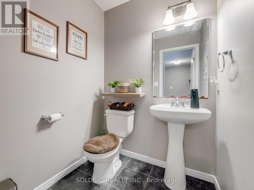 56 - 750 Lawrence Street, Cambridge, ON - Indoor Photo Showing Bathroom