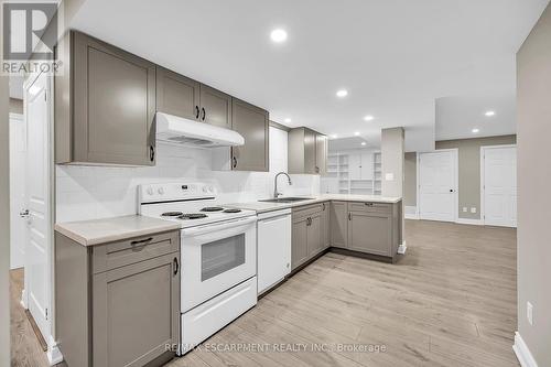 29 Lakeview Lane, Haldimand, ON - Indoor Photo Showing Kitchen