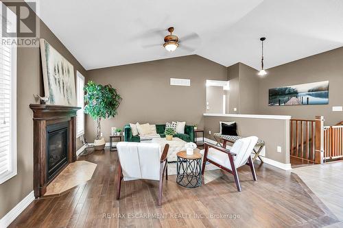 29 Lakeview Lane, Haldimand, ON - Indoor With Fireplace