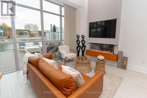 3782 Ferretti Court, Innisfil, ON - Indoor Photo Showing Living Room With Fireplace