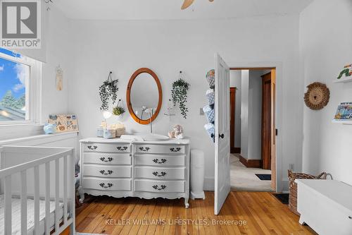 44 Colborne Street, Strathroy-Caradoc (Caradoc), ON - Indoor Photo Showing Bedroom