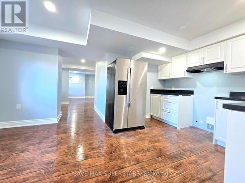 116 Summerset Drive, Barrie, ON - Indoor Photo Showing Kitchen