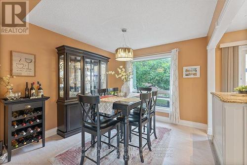 3175 Patrick Crescent, Mississauga, ON - Indoor Photo Showing Dining Room