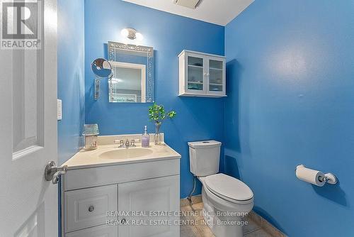 3175 Patrick Crescent, Mississauga, ON - Indoor Photo Showing Bathroom